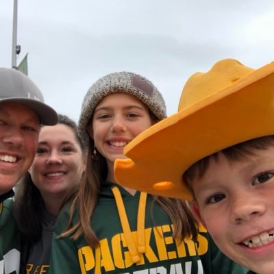 Father, husband, Packer and Georgia Bulldog Fan. All tweets are my own