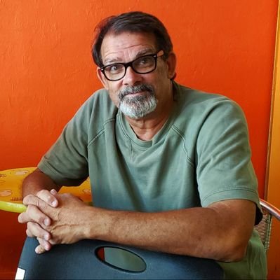 television photojournalist,
still image photographer,
writer/producer of short films,
native of Louisville.