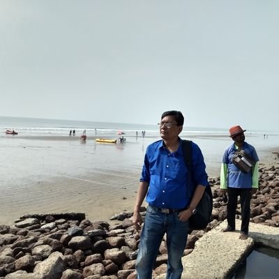 Manab_m3's profile picture. Foodie by heart. Jack of All trades. 
Eat sleep repeat. Witty, social media junkie. Sport fanatic. 
Biggest KKR and Man Utd fan ever born!