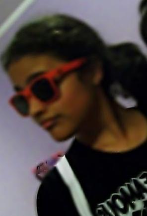 14 anos, aquariana ,estudante,extrassada, corinthiana,Drummer, gosto de ajudar pessoas follow me.