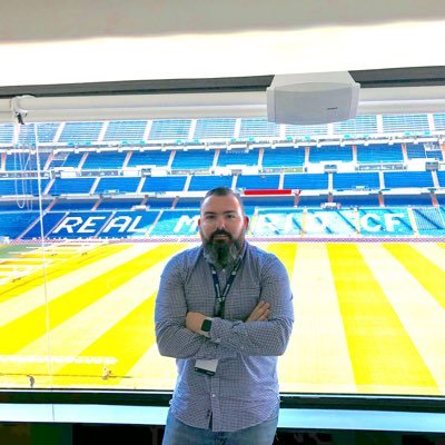Head of Cloud Architect | Geek, Boxing 🥊 , Powerlift 🏋️♂️, REAL MADRID / IG: @lsilvag