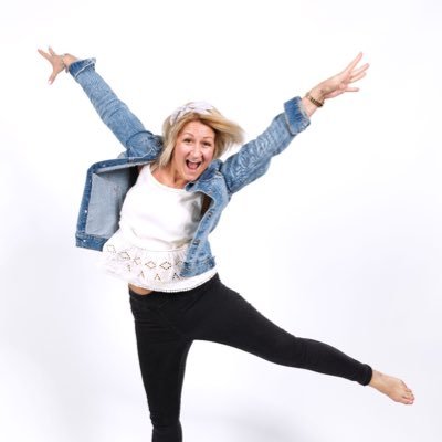 LaurettaHilton's profile picture. I love Musical Theatre. Mum to two teens. Sing. Dance. Hypothyroid/Hashi's. instagram @laurettahilton