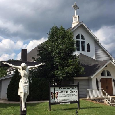 38 Wayah Street Franklin, NC 28734 828-524-5996 Pastor Patrick F. O’Neal #resurrection #lutheran #church #lcms #sedlcms #franklinnc #maconnc #wnc