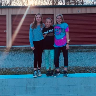 Instagram: therealfirecrackersquad Names: Maddie, Kelsey, and Gracie Follow our insta for a follow. Bye FireCrackers👋❤️