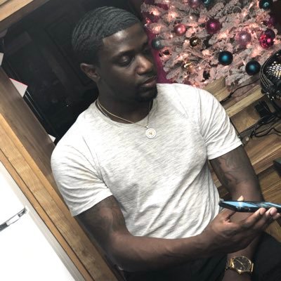I’m everything you expected ♑️ Nicholls State University 🎓 IG: ocho_laflare
