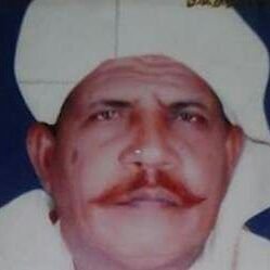 sahibzadmaharv2's profile picture. شاہ است حسین بادشاہ است حسین 
دین است حسین دین پناہ است حسین 
سر داد نہ داد دست در دست یزید 
حقا کہ بناء لا الہ است حسین