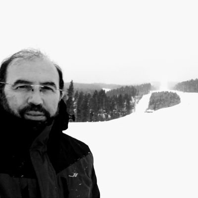 Türk Kızılayı Erzurum Şube Başkanı
Tıbbi Farmakolog.
Er Kar OSGB'de işletmeci. 
İşyeri Hekimi