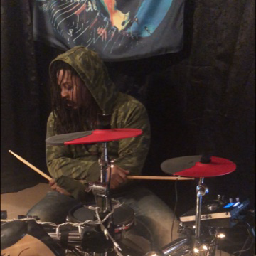 SteveOdrums182's profile picture. #UnionIronworker #Welder #Drummer #nobodycaresgoharder