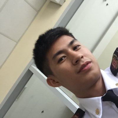 KinitoyF's profile picture. new account