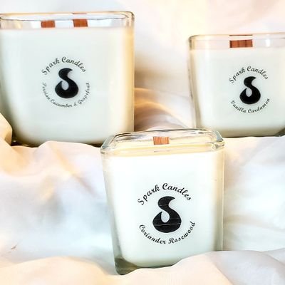 Monthly subscription box service providing hand-poured soy candles, melts, and tarts!