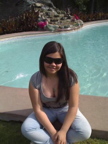 carlacarreno's profile picture. Curicana, estudiante de Administración pública en universidad de Santiago, asidua a las redes sociales y una de las pocas soñadoras que queda xD