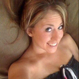 kellykellyLV's profile picture. 