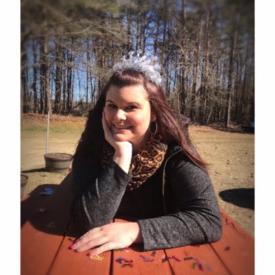 MichelleSzwed's profile picture. 25✌🏻️ • Rider University 📚 • Mental Health Counselor 🎗• Beach Life 🏖 • 🏁 • snapchat: michelle_szwed 👻 • Life & Career Coach 🤓