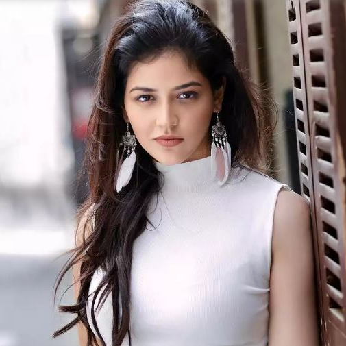 I am Anushka Patel, from Delhi in India, through this blog, I will provide you all the information about India’s Favorite Sex Shop and their products.