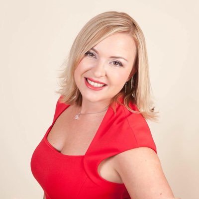 NHS Finance, Blended Family Mum of 2, marathon runner and lover of life & Author Sink or Swim ~ Letting go of Fear and Learning to Love.