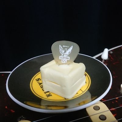 kin_jazzmas's profile picture. バンドです。主にギターの人が呟きます 現在ドラマー募集しております。奮ってご応募ください
@thee_takayasu ←ギター
@5oo6 ←ベース
https://t.co/CYtP4xzmZY