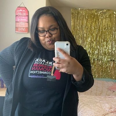 💕I do it for Big Mama💕 Hazel Marie💕#PVAMU #BusinessManagement #SocialWork
Married💍
Luke 1:37