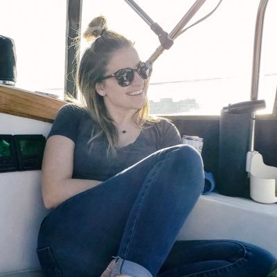 withlovedelaney's profile picture. Fashion blogger, marketing major, social media, lover of clothes, shopper, writer, a tad snarky and sometimes a bitty