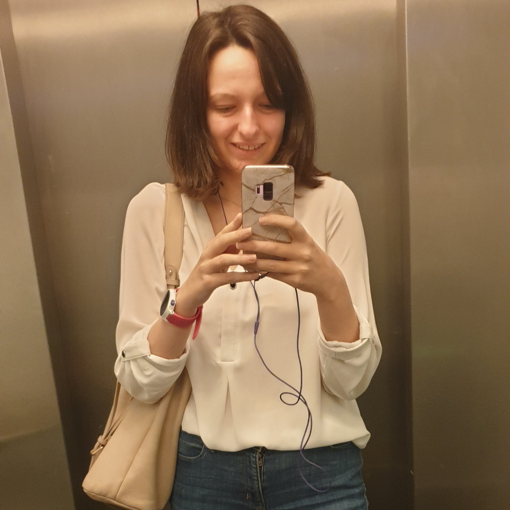 jadewhocodes's profile picture. Developing my knowledge in coding