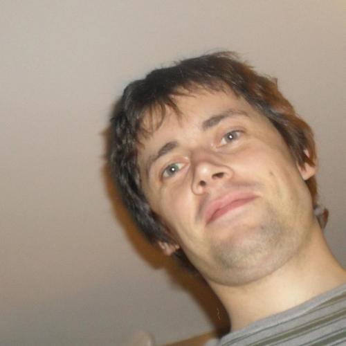 Father of two.
Football (european), computers, Tech, gaming and ESPORTS