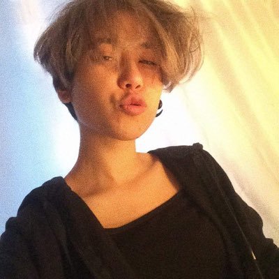 meldanerye's profile picture. shit shit shit