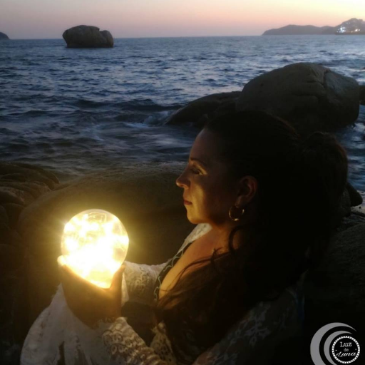 LuzdeLunaTarot's profile picture. PIDE TU  LECTURA PERSONAL  EN FACEBOOK Y SKYPE BUSCAME COMO  LUZ DE LUNA TAROT O  ENVÍA UN CORREO A:   luzdelunatarot13@gmail.com.  EL COSTO ES DE $45 DOLARES.