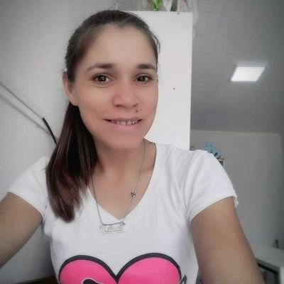 niela15's profile picture. cumple su sueños quien resiste 😊