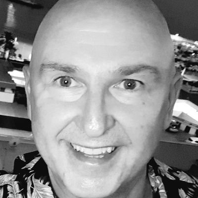 Father of 3 & business owner born in Scotland from a Dublin mother,Celtic fan,Pro independence,anti fascist & anti racist & anti Tory!