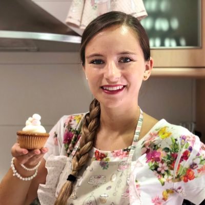 La repostería es mi hobbie y me encanta compartirlo. 🧁 
¿También quieres ser un pretty pastelero? 🙃
¡Únete! 👍🏼