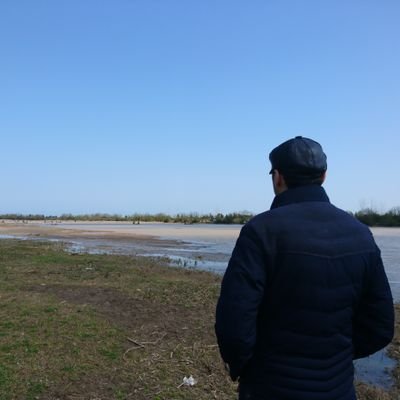 caspiandream2's profile picture. ‏‏گرم و زنده.