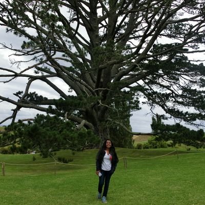 Shamika_25's profile picture. Random thoughts and rants.