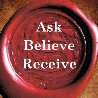 meenu08's profile picture. 