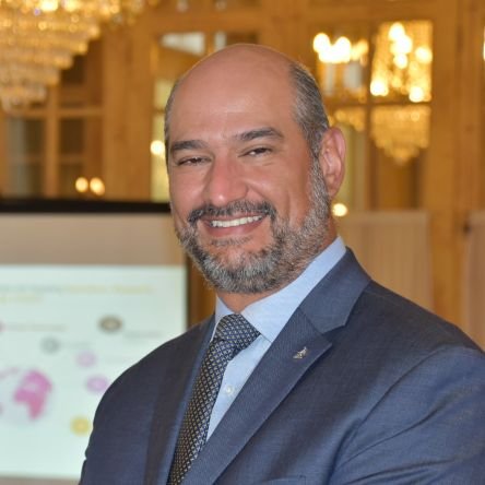 Supporting companies to achieve Digital Transformation and Innovation projects, Board member in the aerospace and automotive industry