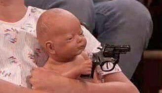 TravishUwU05's profile picture. Me re caga la falsa modestia y los que se hacen los cancheros por fumar porro