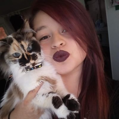 🥰 Psicóloga, enfermera y apasionada por los animales !!! tengo 5 gatos !!!! 🥰