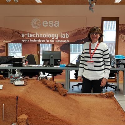 EduHacker. Intelligence Artificial. Technology teacher at @insaltafulla. Master e-learning UOC. #esero #Traveller #wanderlust #medutarraco22 #sialatecnologia