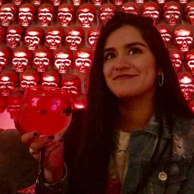 jacqueronaaa's profile picture. hey besties