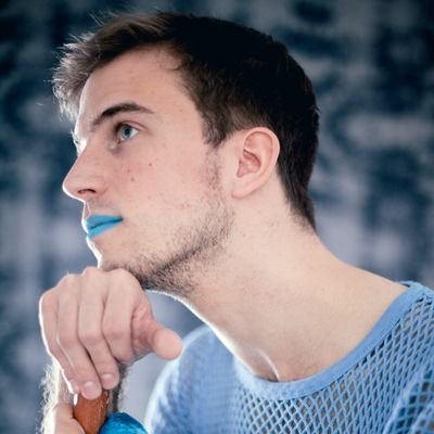 👾 Photos👾 cherche photographe, même https://t.co/IQA6VpG5b5, si vous en connaissez ou que vous en êtes un.e, j'ai envie d'essayer plein de choses
IG queer_sans_moustache