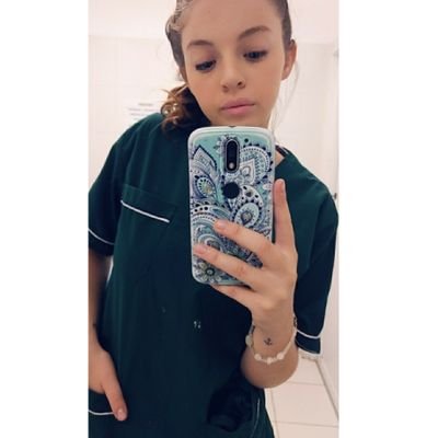 CamiilaAiileen's profile picture. Es cuestión de levantarse después de caer.