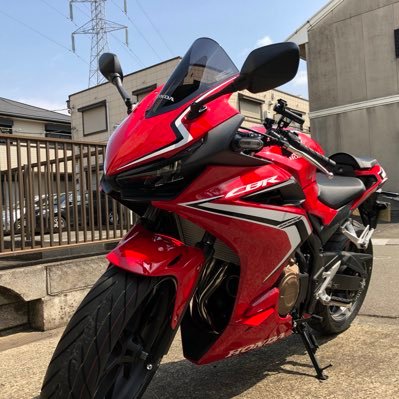 息子1人のシングルファザー/20数年ぶりにバイクを購入/CBR400R2019/最近はバイク全く乗れず車のみ/基本的無言フォロー、フォロバですがよろしくお願いします/CH-R乗ってます