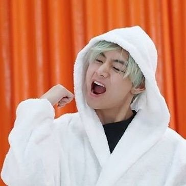 vjinO_O's profile picture. survived by ME