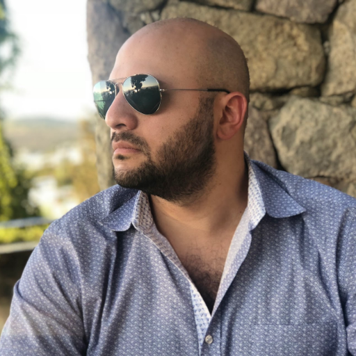 CarlosHdeTejada's profile picture. Non-photogenic #Sales & #Marketing Professional. #DigitalMedia #DigitalTransformation