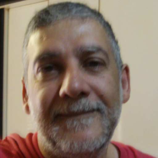 Eu sou LULA!
13 de ponta a ponta! PT!
Primeiro Turno!
Para Todos!