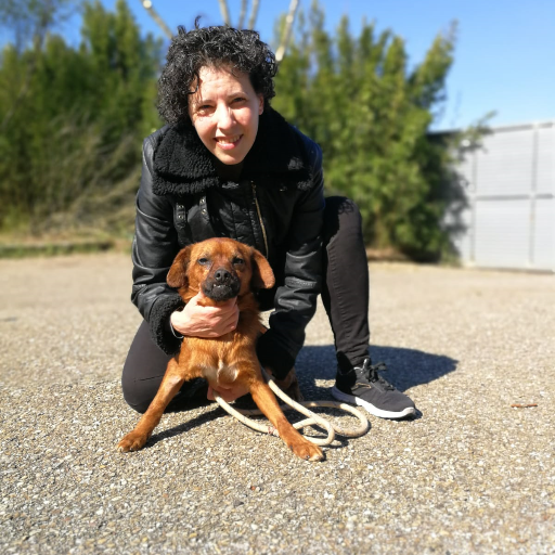 Xanylola's profile picture. 