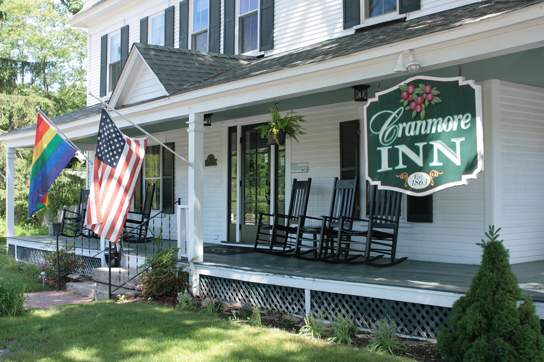 A unique North Conway Boutique Inn and Bed and Breakfast set in the village of North Conway, NH and the heart of beautiful New Hampshire’s White Mountains & MWV