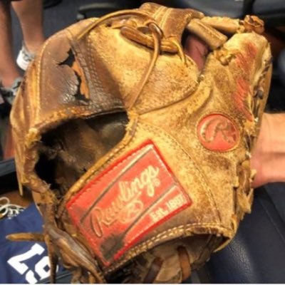 Jordy Mercer's Glove (@DonKellyWannaB) / X