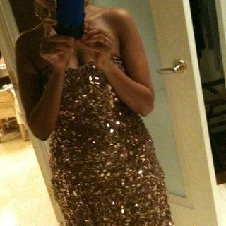 debz310's profile picture. 