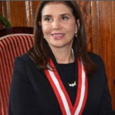 Magistrada de carrera, 36 años de servicio al Poder Judicial. Jueza Suprema de la República del Perú.