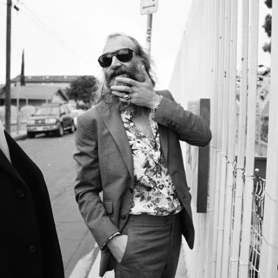 Warren Ellis Profile