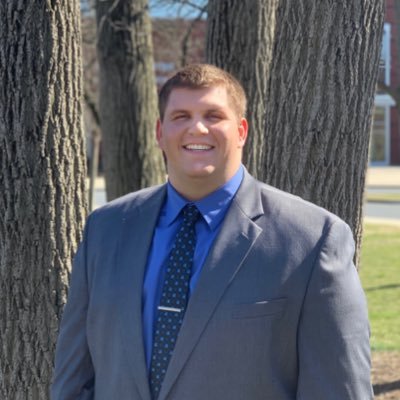 8th Grade History and Science Educator in CASD 🟤⚪️ Science and Technology enthusiast | History fanatic | Always learning | Catty Football Coach